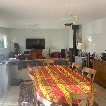 3 Chez Particulier Pour Les 24h Du Mans בית אירוח *